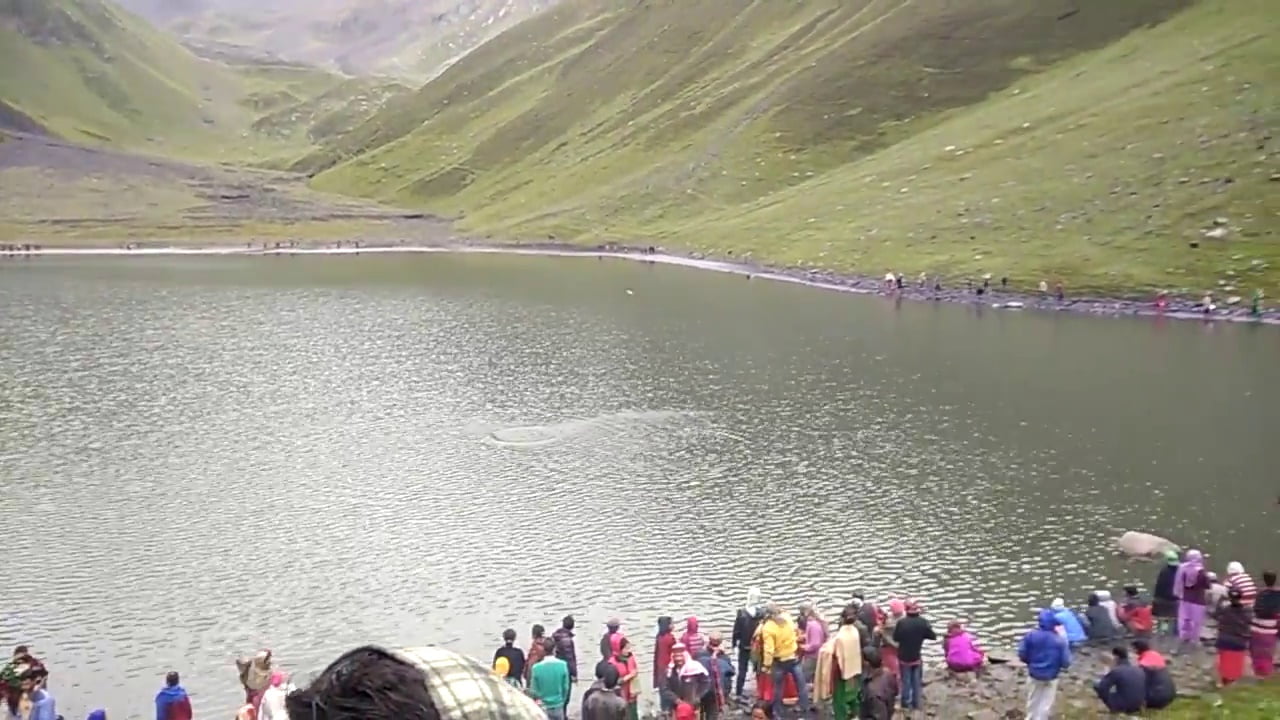 khundi maral lake in hp