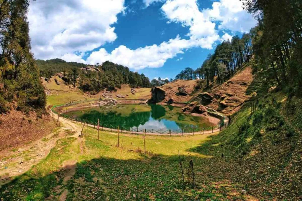 serolsar-lake-kullu